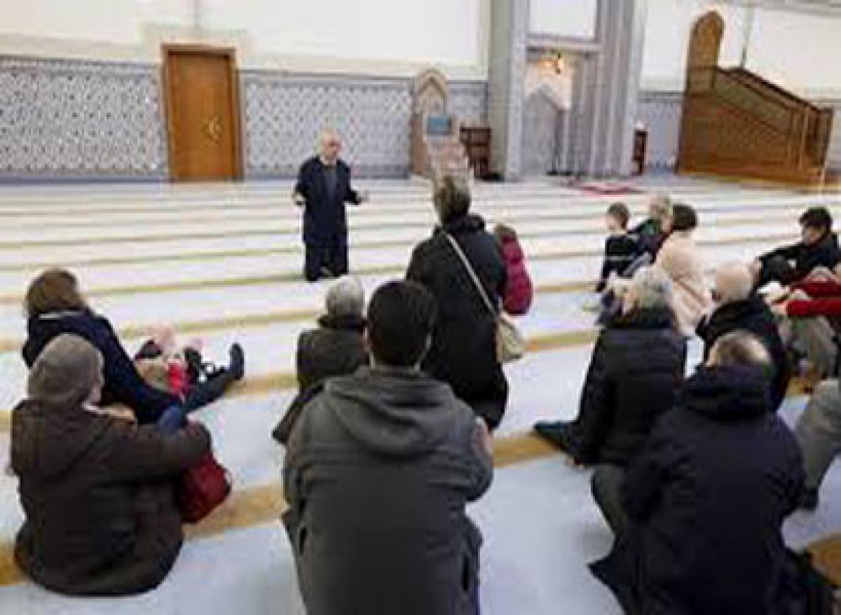 Open doors week end in French mosques